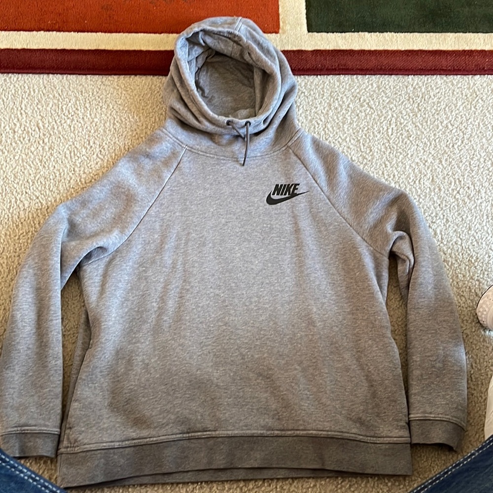 nike hoodie